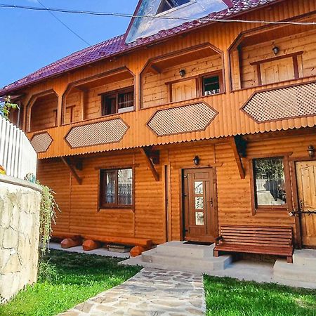 Котедж Біля Лісу Yaremche Exterior photo