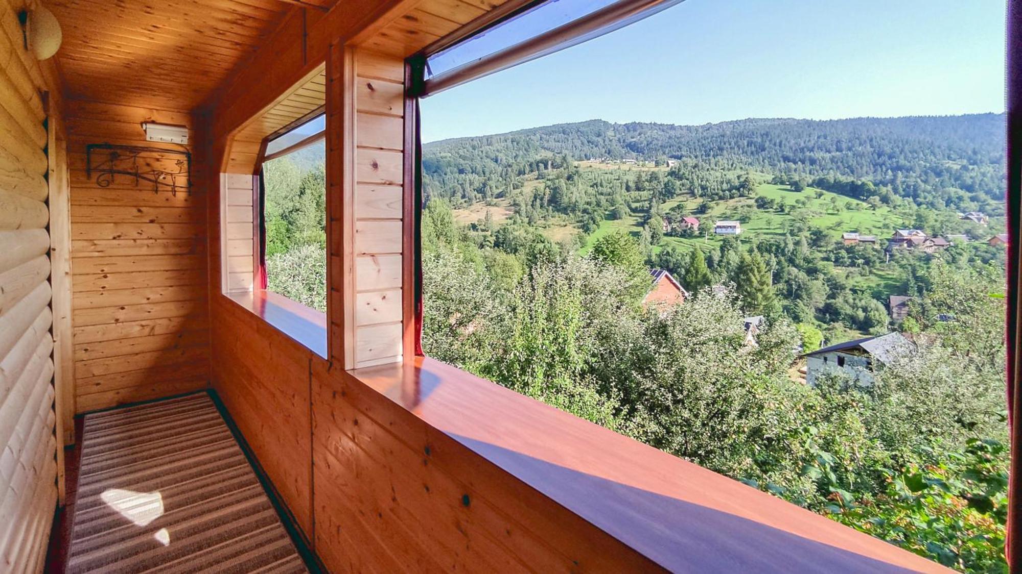 Котедж Біля Лісу Yaremche Exterior photo